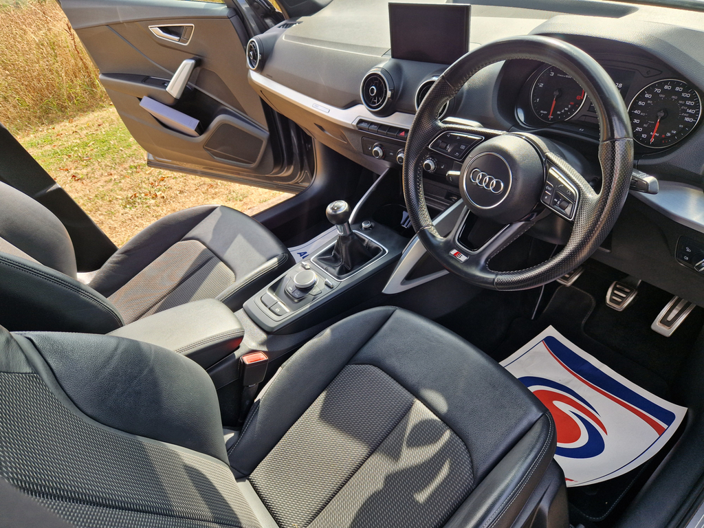 Audi Q2 Tdi S Line OW17NKJ #6