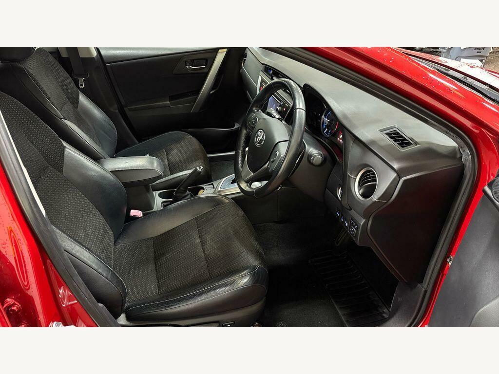 Toyota Auris  Blue #9