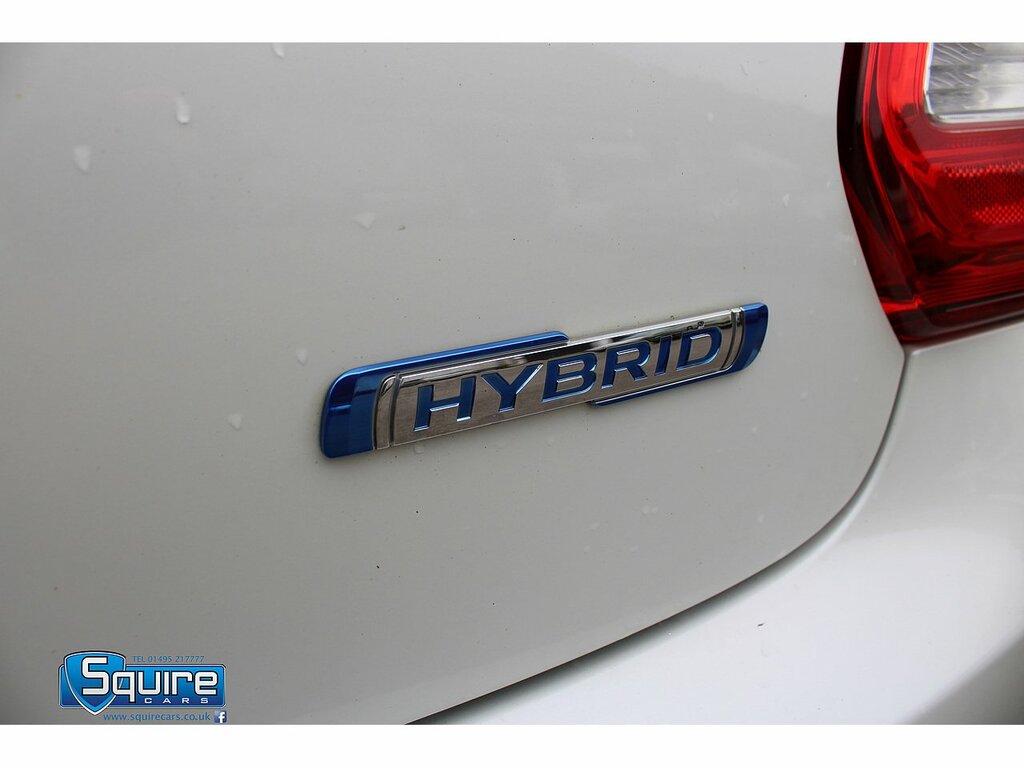 Suzuki Swift Dualjet Mhev Sz3 U1741 Ulez CN70VYK White #5
