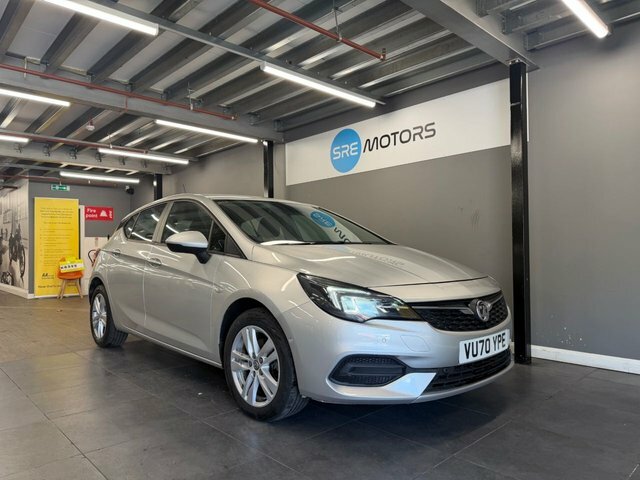 Vauxhall Astra 2021 1.5 Turbo D Business Edition Nav Hatchback Silver