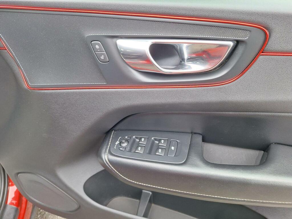 Volvo XC60 D4 Awd R-design Sensus Navigation White #14