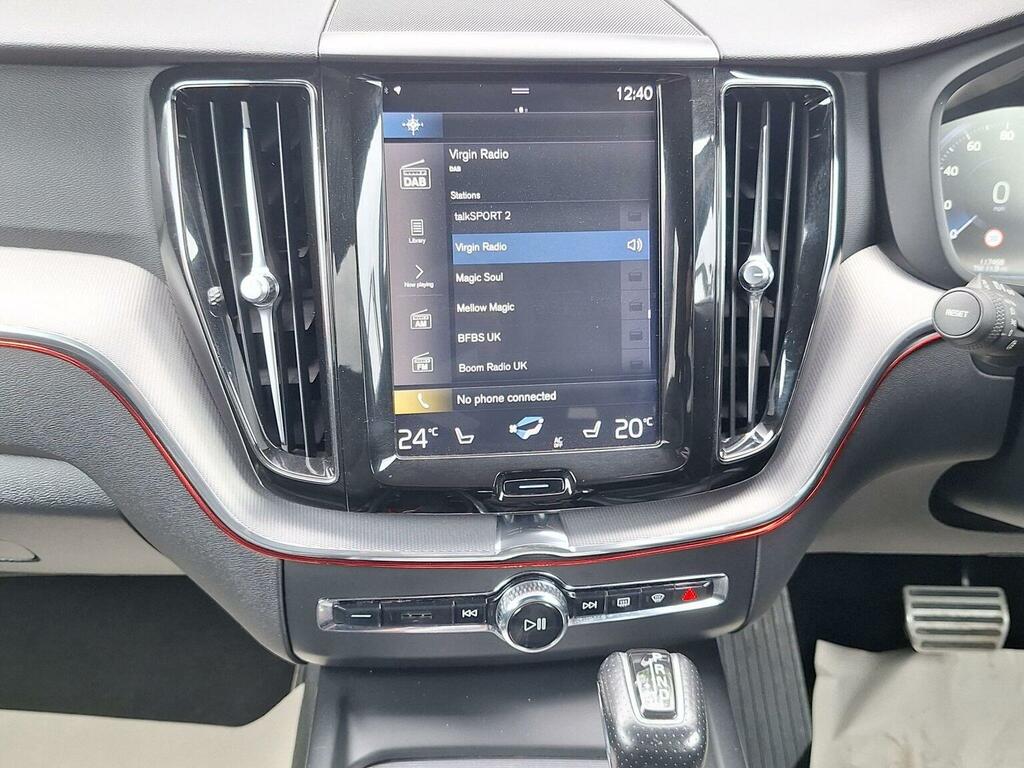 Volvo XC60 D4 Awd R-design Sensus Navigation White #17