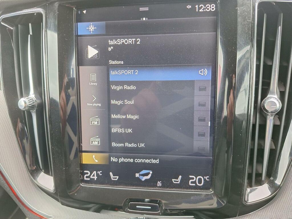 Volvo XC60 D4 Awd R-design Sensus Navigation White #18