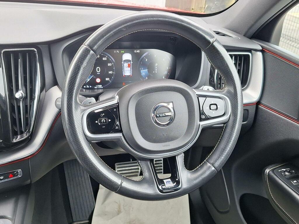Volvo XC60 D4 Awd R-design Sensus Navigation White #22