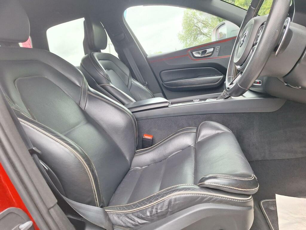 Volvo XC60 D4 Awd R-design Sensus Navigation White #24