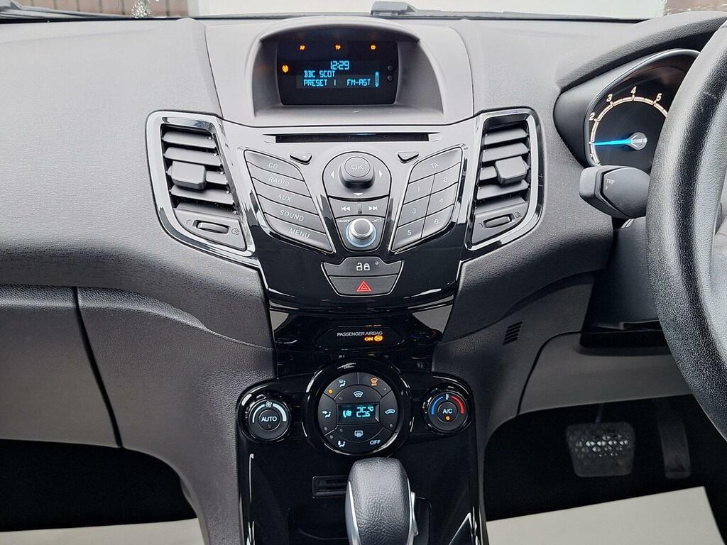 Ford Fiesta 1.6 Titanium Powershift Silver #10