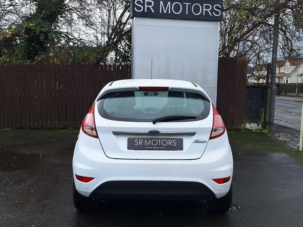 Ford Fiesta 1.6 Zetec Powershift Euro 5 White #5