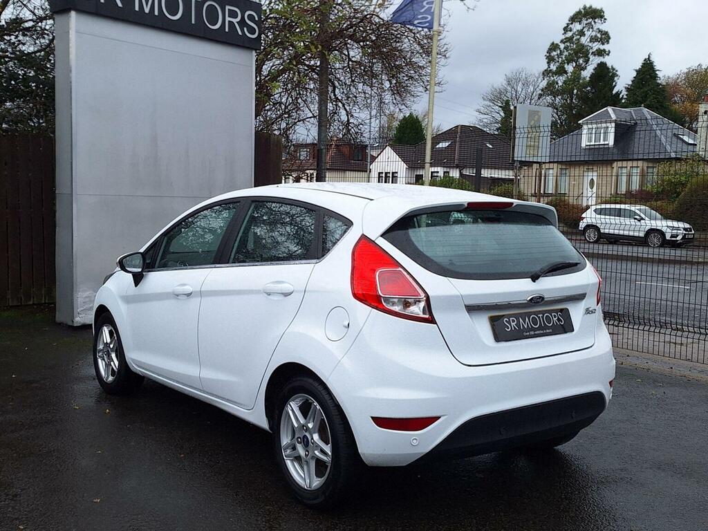Ford Fiesta 1.6 Zetec Powershift Euro 5 White #4