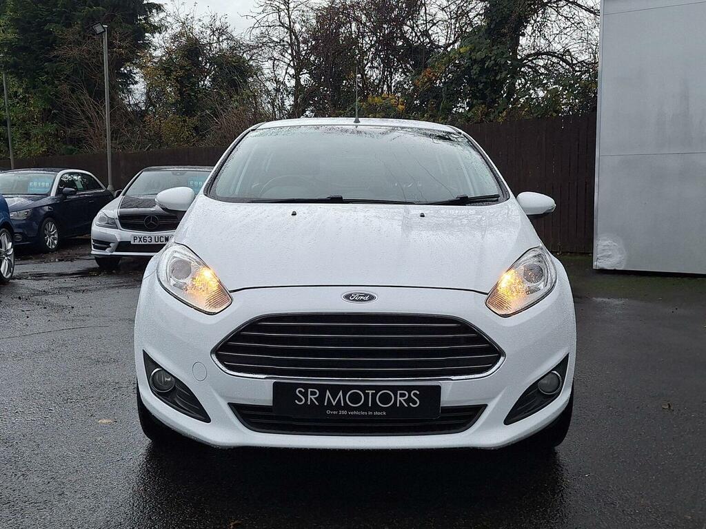 Ford Fiesta 1.6 Zetec Powershift Euro 5 White #2