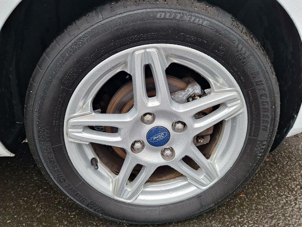 Ford Fiesta 1.6 Titanium Powershift Silver #16