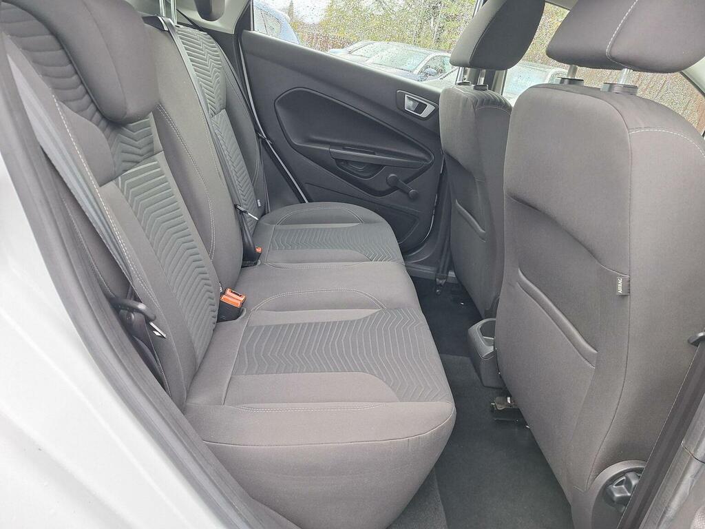 Ford Fiesta 1.6 Titanium Powershift Silver #14