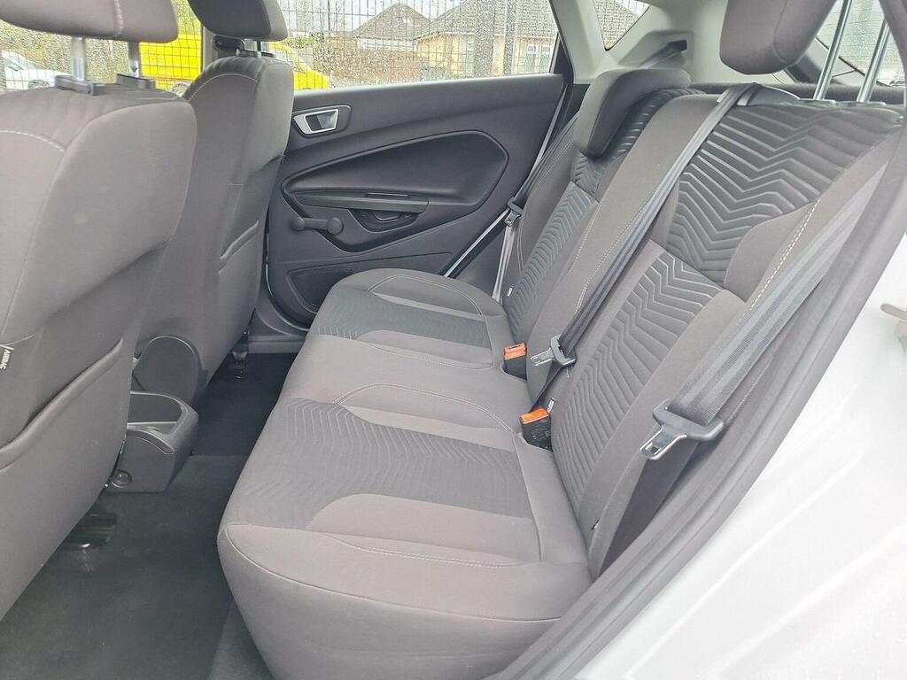 Ford Fiesta 1.6 Titanium Powershift Silver #13