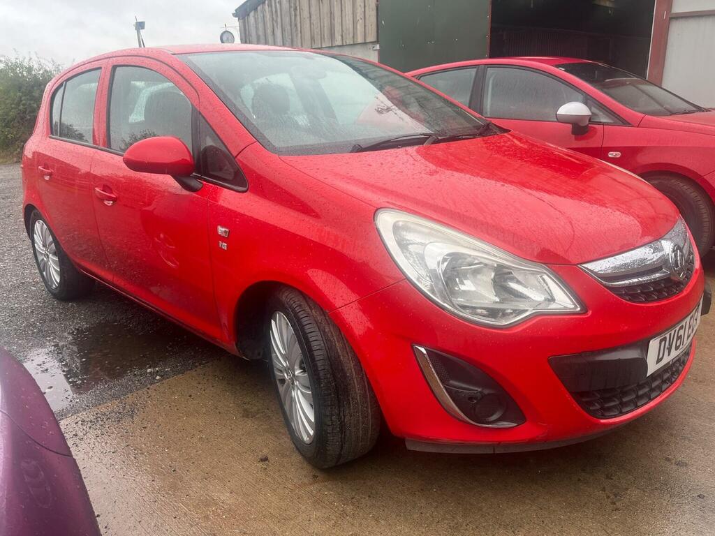 Vauxhall Corsa 1.4 16V Excite Euro 5 Ac 201161 Red