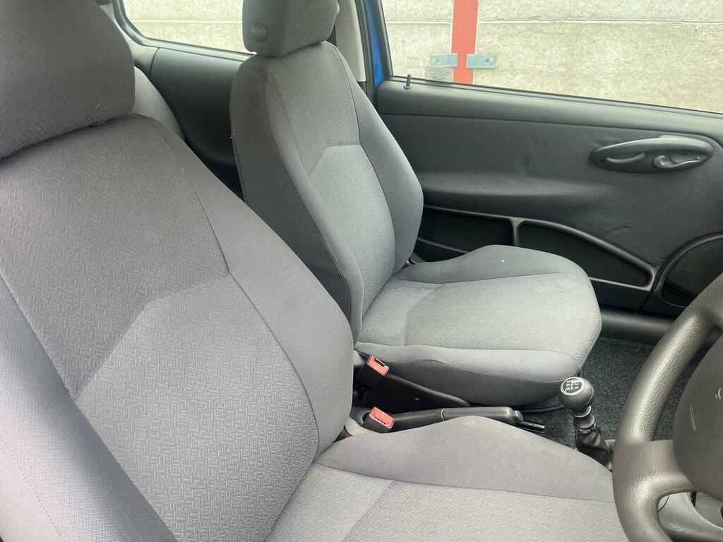 Fiat Punto 1.2 Dynamic Hatchback Blue #9