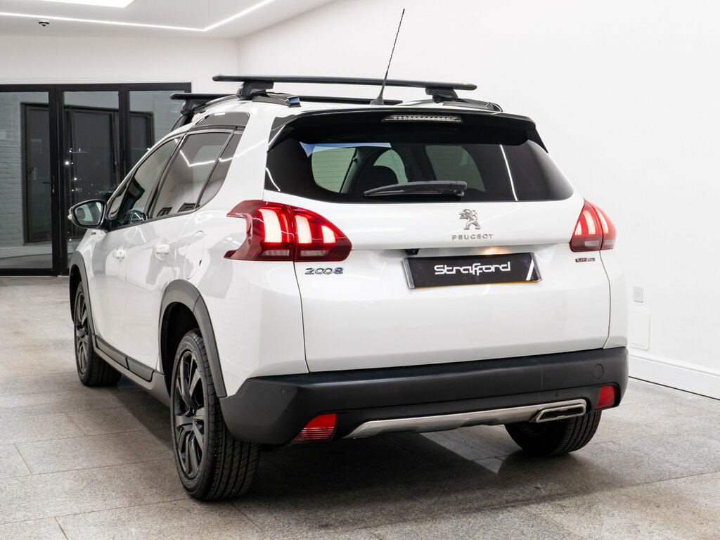 Peugeot 2008 1.2 Puretech Gt Line Suv Euro 6 SC67XJW White #4
