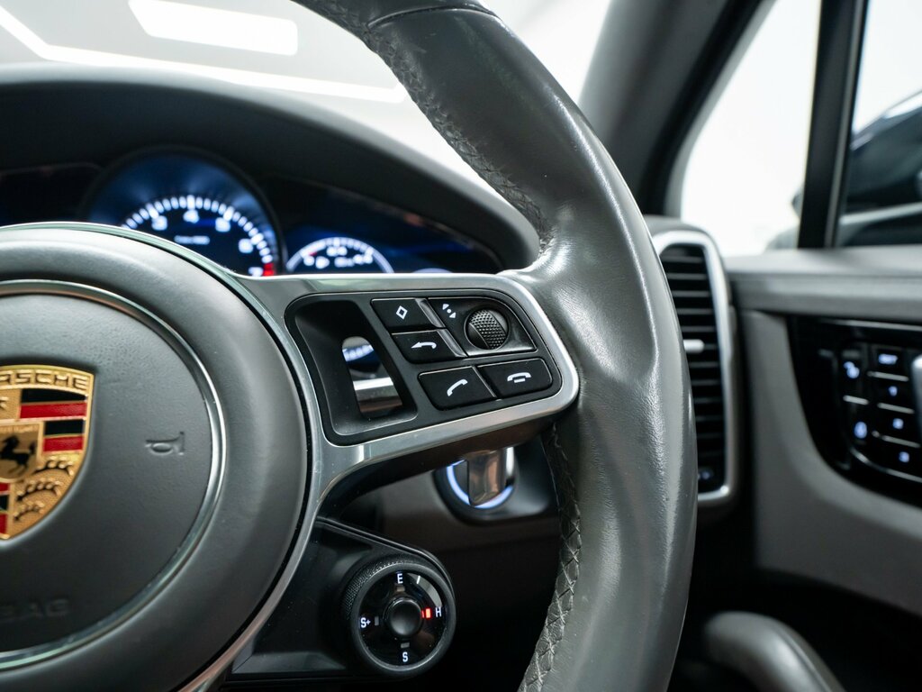 Porsche Cayenne Petrol Blue #36