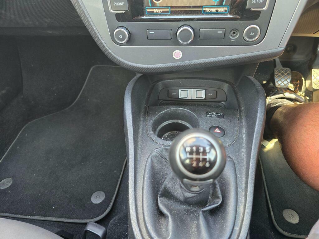 Seat Leon Hatchback Red #17