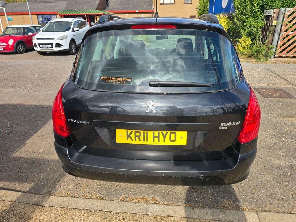 Peugeot 308 SW 1.6 Hdi Access Euro 5 Black #4