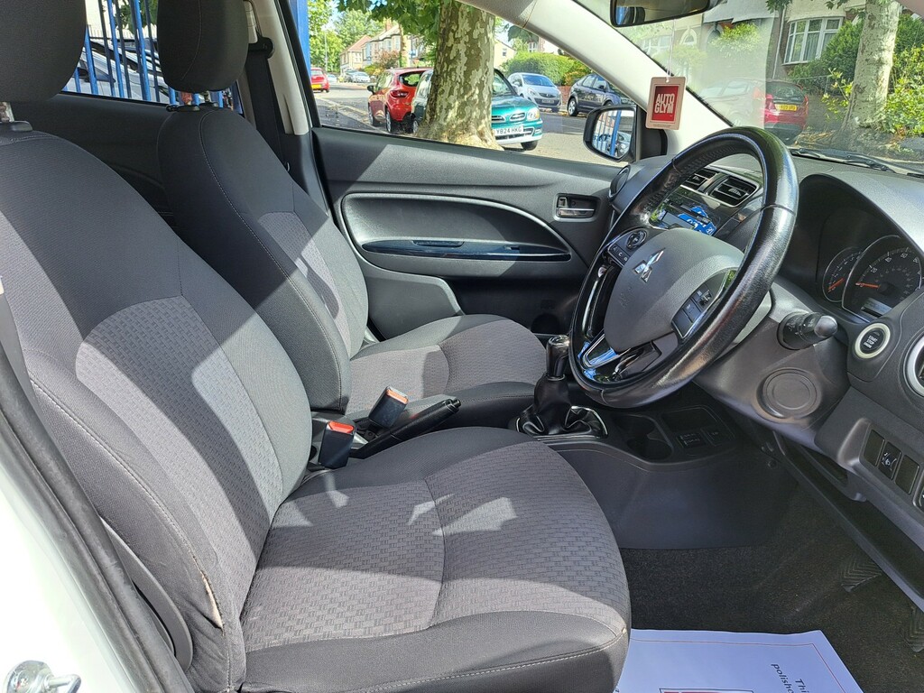 Mitsubishi Mirage 1.2 Juro White #4