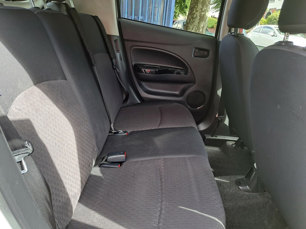 Mitsubishi Mirage 1.2 Juro White #5