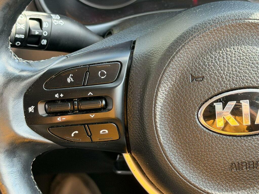 Kia Stonic 1.6 Crdi First Edition Black #23