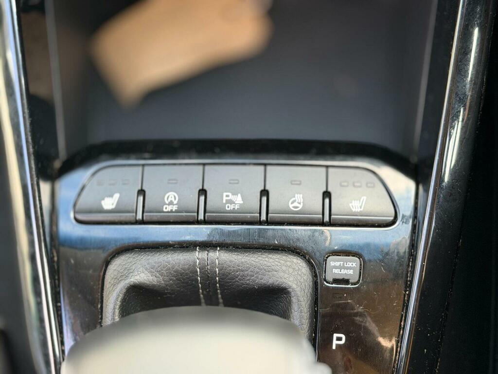 Kia Stonic 1.6 Crdi First Edition Black #22