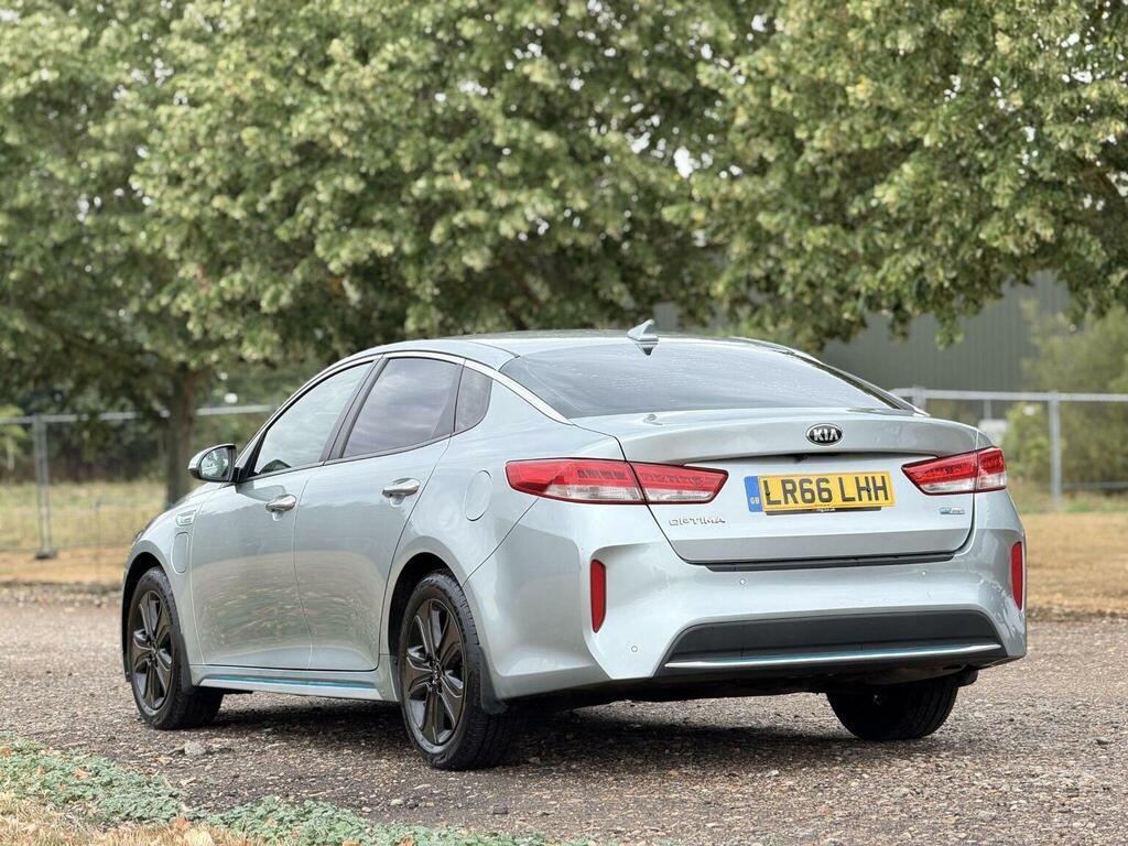Kia Optima 2L Null White #10