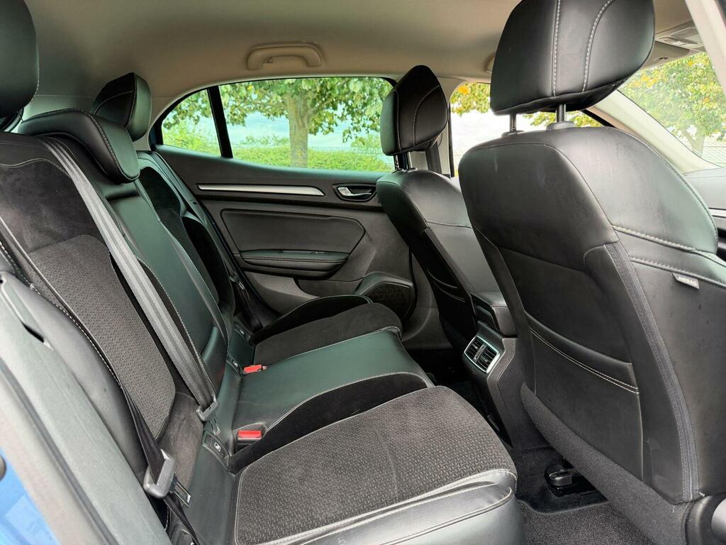 Renault Megane White #18