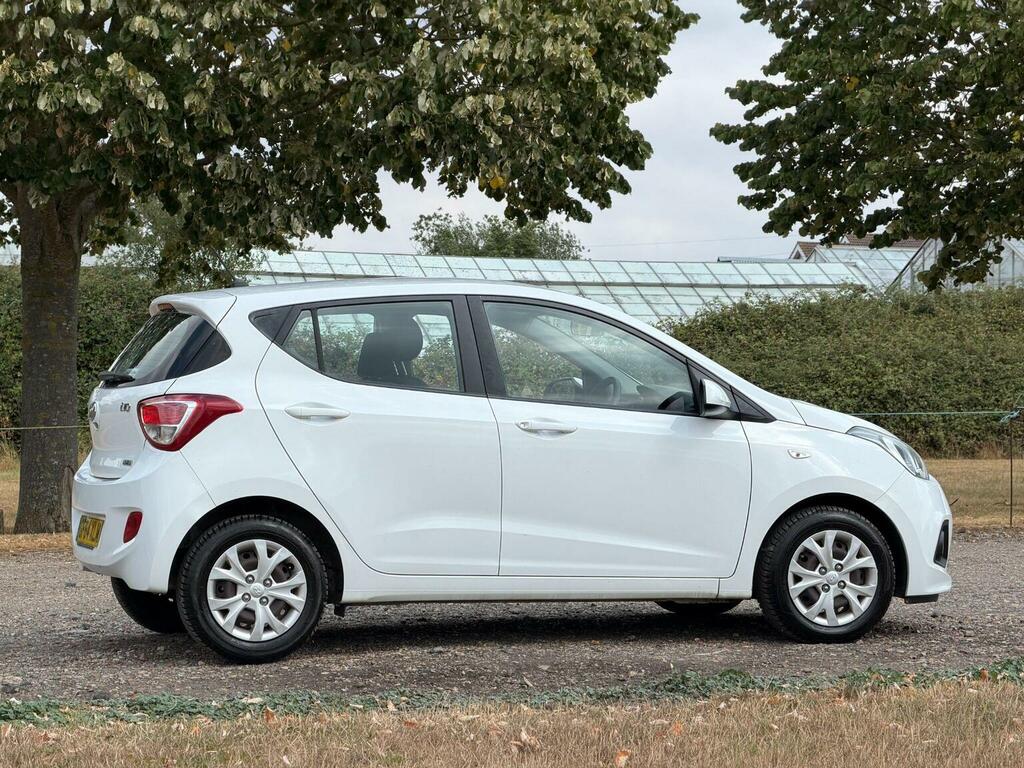 Hyundai I10 1.2 Se Euro 5 White #4