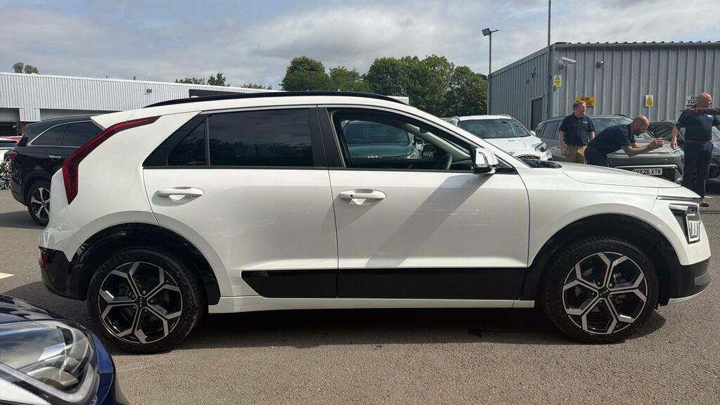 Kia Niro 1.6 Gdi Hev 3 VK23TZD White #5
