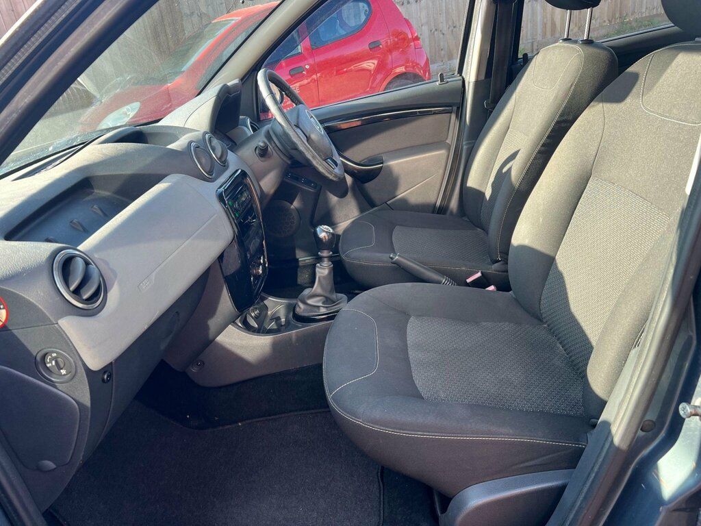 Dacia Duster Laureate Dci 5-Door Grey #13