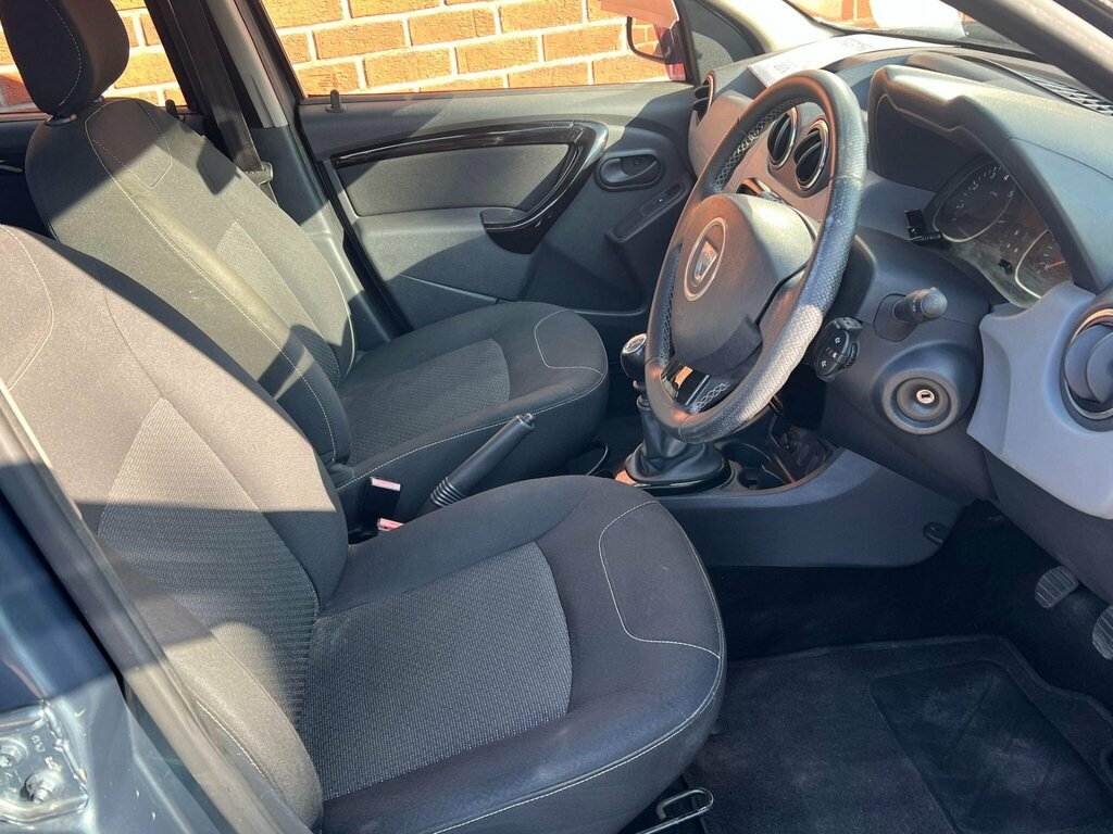 Dacia Duster Laureate Dci 5-Door Grey #8