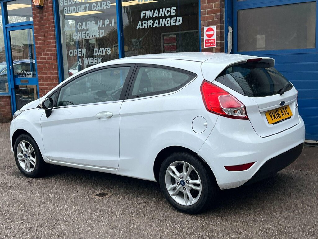Ford Fiesta 1.25 Zetec Euro 6 YK16ATC White #4