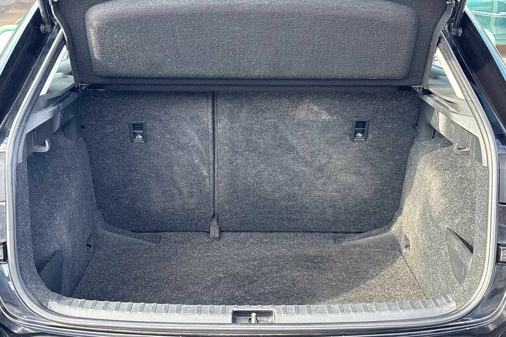 Skoda Scala Hatchback Silver #9