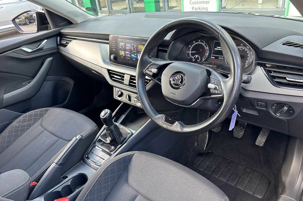 Skoda Scala 1.0 Tsi 95 Se Black #6