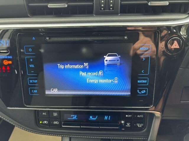 Toyota Auris Icon Tech Black #26