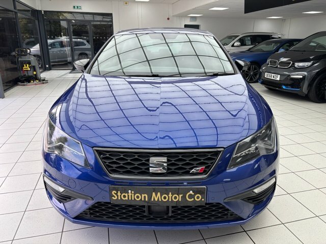 Seat Leon Tsi Cupra 300 Hatchback Blue #4