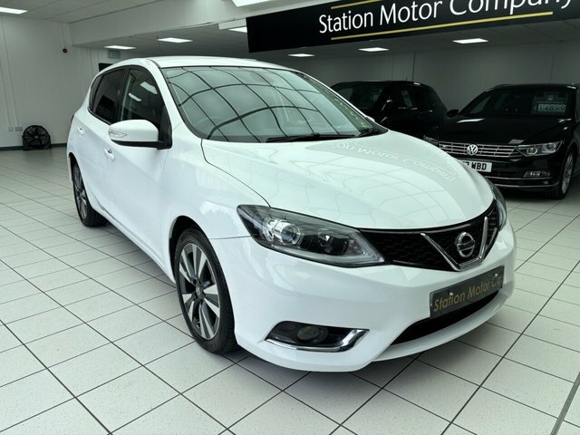 Nissan Pulsar Dig-t N-connecta Hatchback White #2
