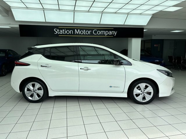 Nissan Leaf Leaf Acenta White #12