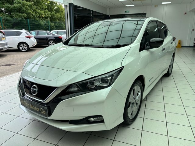 Nissan Leaf Tekna Hatchback SM18AFJ White #6