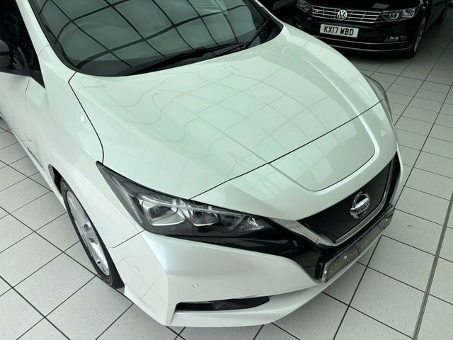 Nissan Leaf Leaf Acenta White #19