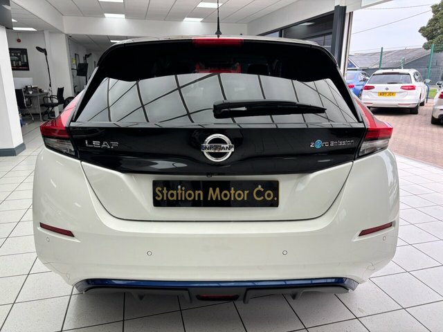 Nissan Leaf Leaf Acenta White #9