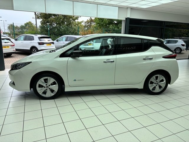Nissan Leaf Leaf Acenta White #8