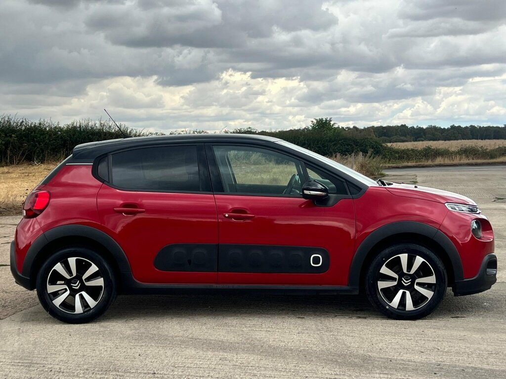 Citroen C3 1.2 Puretech Flair Euro 6 YA67ZNL Red #2