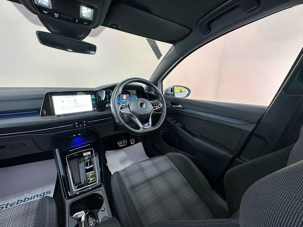 Volkswagen e-Golf Hatchback White #22