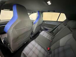 Volkswagen e-Golf Hatchback White #54