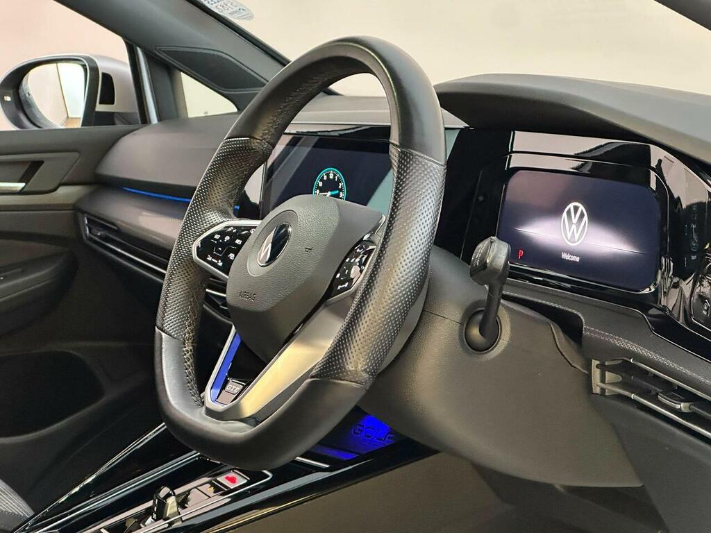 Volkswagen e-Golf Hatchback White #16