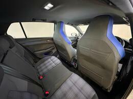 Volkswagen e-Golf Hatchback White #50