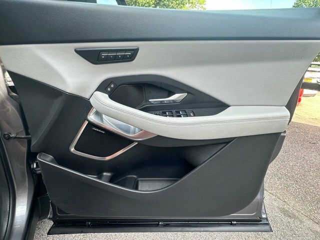 Jaguar E-Pace R-dynamic S Black #20
