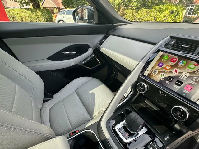 Jaguar E-Pace R-dynamic S Black #19